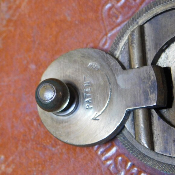 Vintage Chesterman Sheffield England brass leather cloth 50' measuring tape - Picture 9 of 9